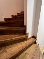 Bukoma schody s nosem z podlahy PARADOR - Praha